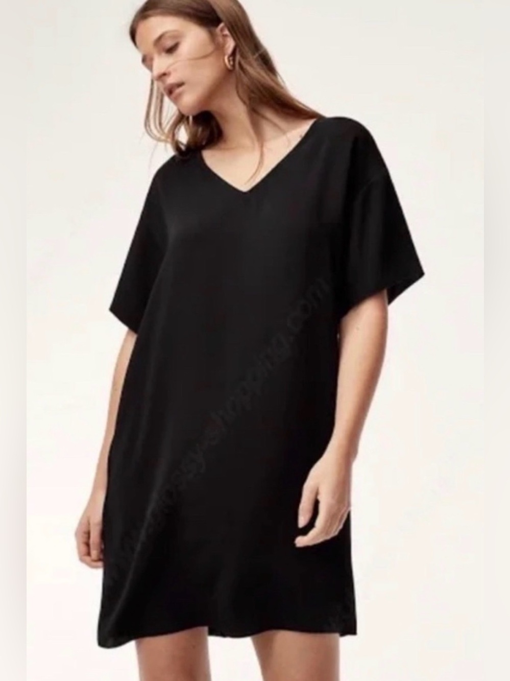 Aritzia Babaton Aaron V-neck Short Sleeve Black T Shirt Shift Dress — Size XS